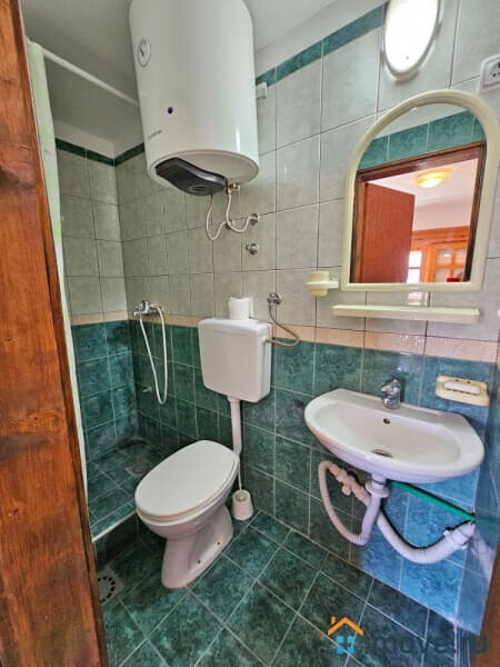 дом, 220 м², 3 сотки