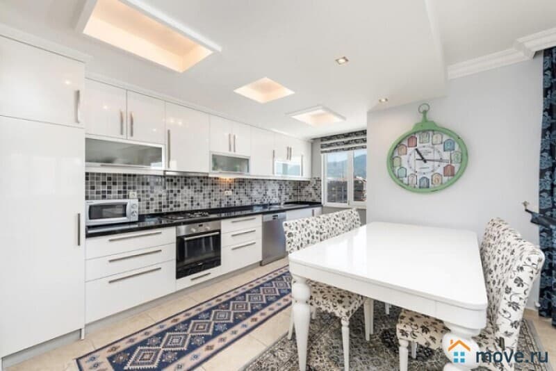 вилла, 250 м², 3 сотки