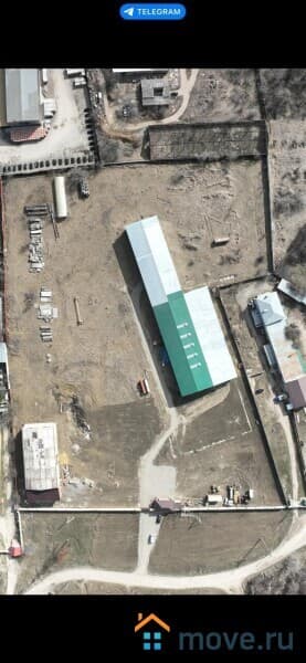 нежилое здание, 6000 м²