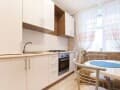 Сдам однокомнатную квартиру на сутки, 54 м², этаж 3 из 5. Фото 4