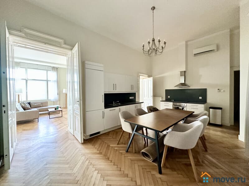 4-комн. квартира, 124 м²