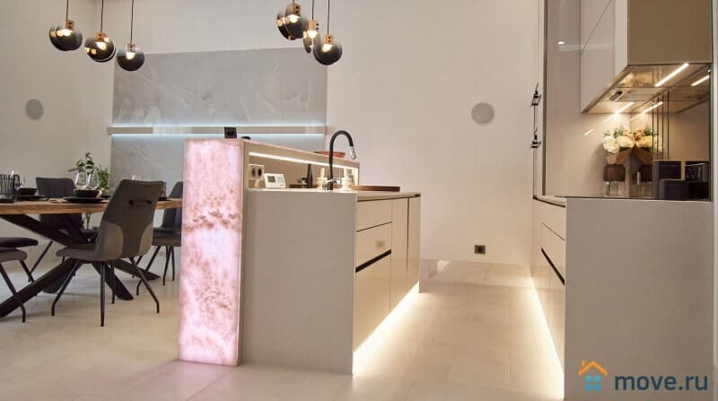 3-комн. квартира, 108 м²