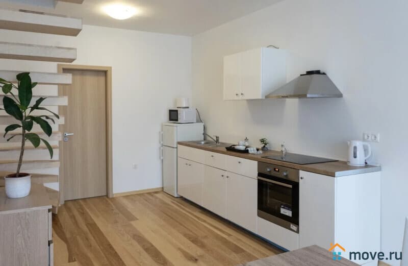 3-комн. квартира, 102 м²