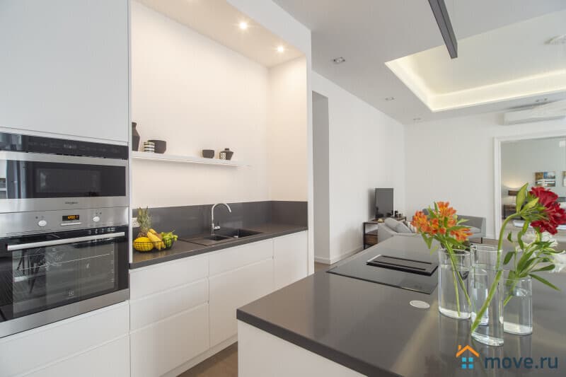 3-комн. квартира, 122 м²