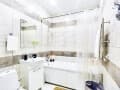 Сдам двухкомнатную квартиру на сутки, 77 м², этаж 8 из 12. Фото 5