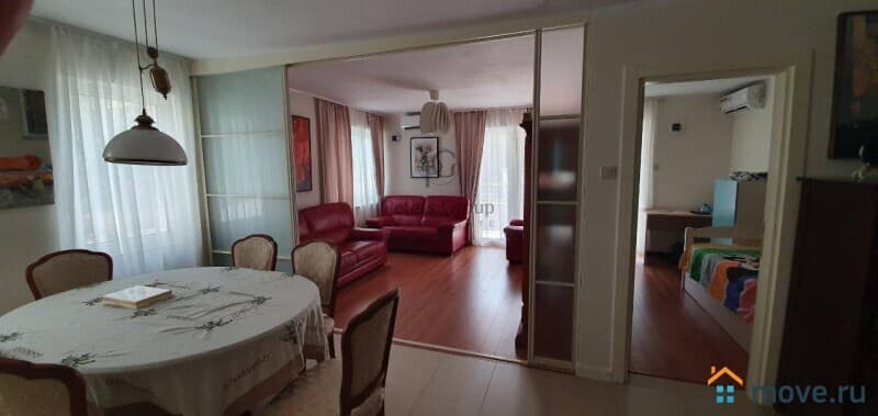 3-комн. квартира, 122 м²