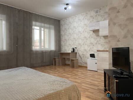 Сдаю посуточно студию, 40 м², Черногорск, улица Генерала Тихонова, 11Б
