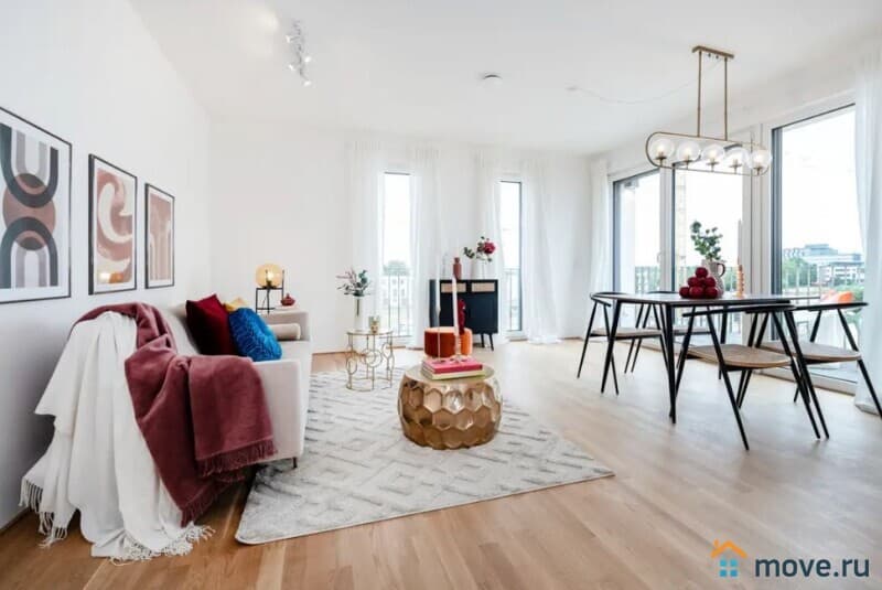 2-комн. квартира, 55.8 м²