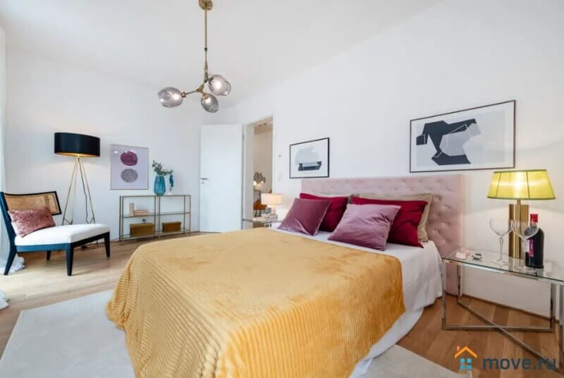 2-комн. квартира, 55.8 м²