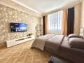 Снять однокомнатную квартиру посуточно, 65 м², этаж 4 из 11. Фото 1