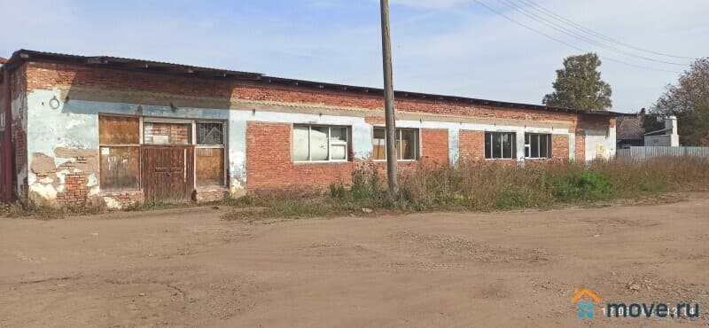 нежилое здание, 722.6 м²