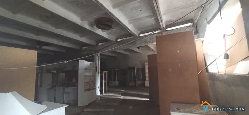 нежилое здание, 722.6 м²