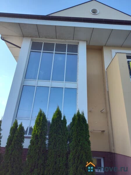 таунхаус, 320 м²