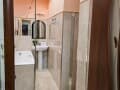 Объявление об аренде двухкомнатной квартиры на сутки, 72 м², этаж 1 из 5. Фото 16